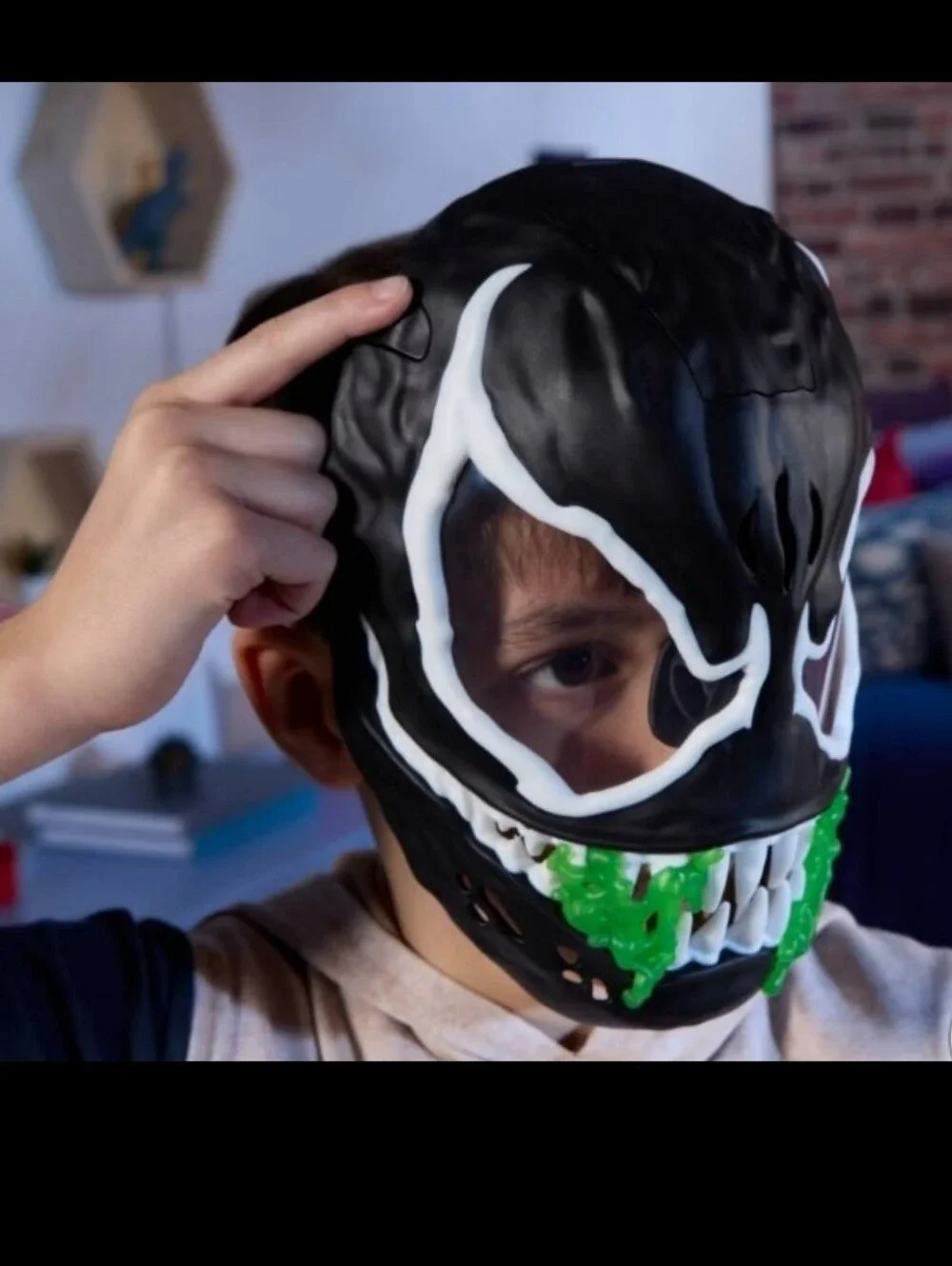 Marvel Spider-Man Venom Black Kids Costume Mask